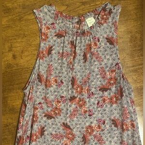 Roan & Ryan Evereve Floral Sleeveless blouse XS